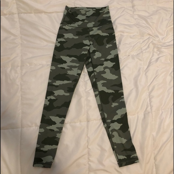 American Eagle Outfitters Pants - Camouflage Leggings